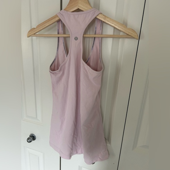 Lululemon pink tank top size 4/6 - Picture 2 of 2